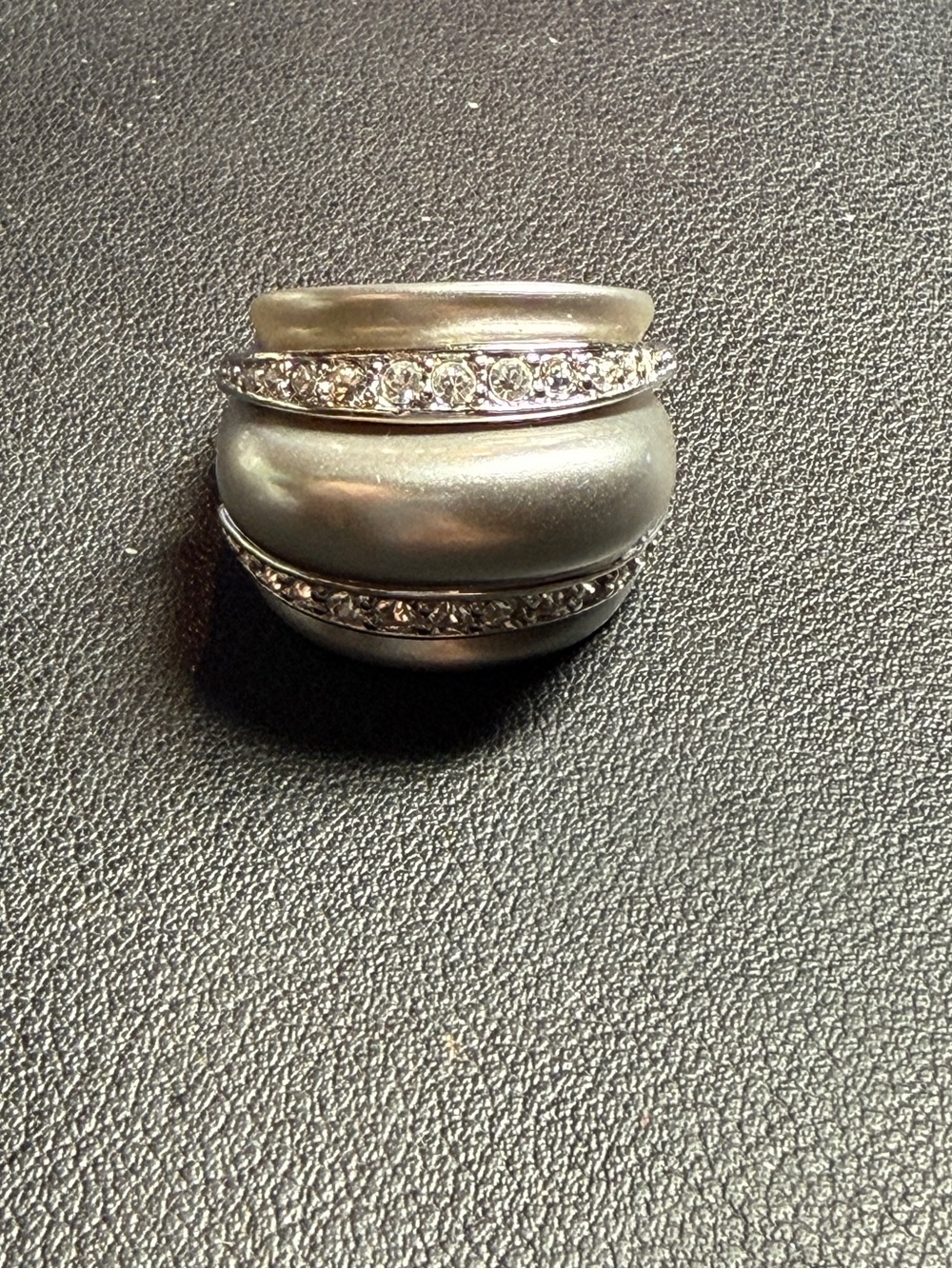 90s KJL Kenneth Jay Lane Basilica Silver Gray Rhinestone Cocktail Ring Size 7.5